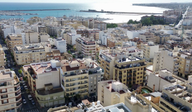 Odsprzedaż - Mieszkanie w bloku - Torrevieja - Costa Blanca