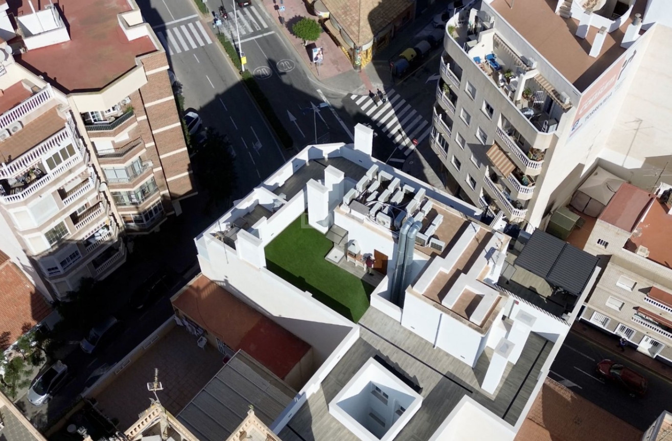 Odsprzedaż - Mieszkanie w bloku - Torrevieja - Costa Blanca