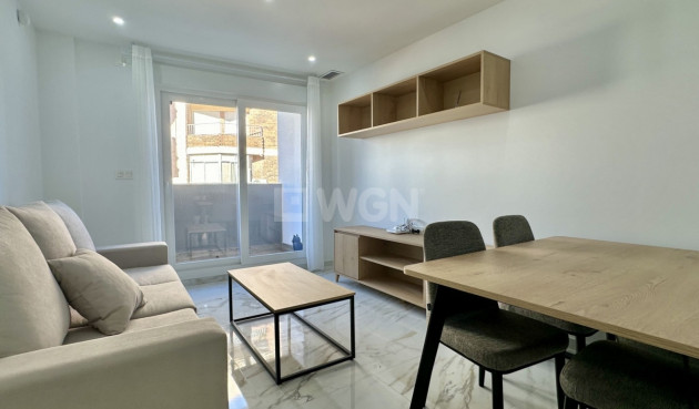 Odsprzedaż - Mieszkanie w bloku - Torrevieja - Costa Blanca