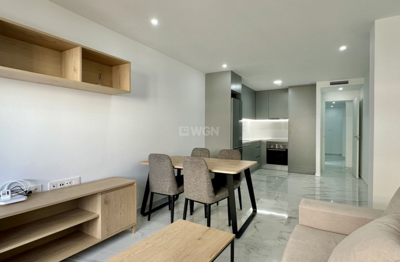 Odsprzedaż - Mieszkanie w bloku - Torrevieja - Costa Blanca