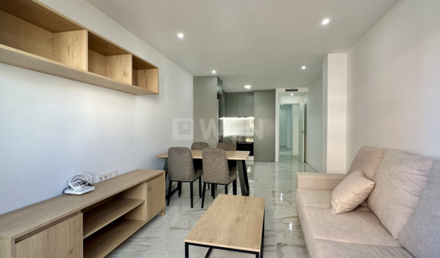 Odsprzedaż - Mieszkanie w bloku - Torrevieja - Costa Blanca