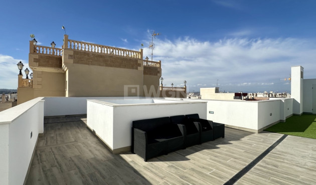 Odsprzedaż - Mieszkanie w bloku - Torrevieja - Costa Blanca