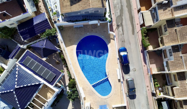 Odsprzedaż - Kamienica - Torrevieja - Costa Blanca