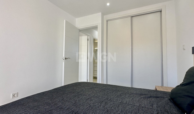 Odsprzedaż - Kamienica - Torrevieja - Costa Blanca