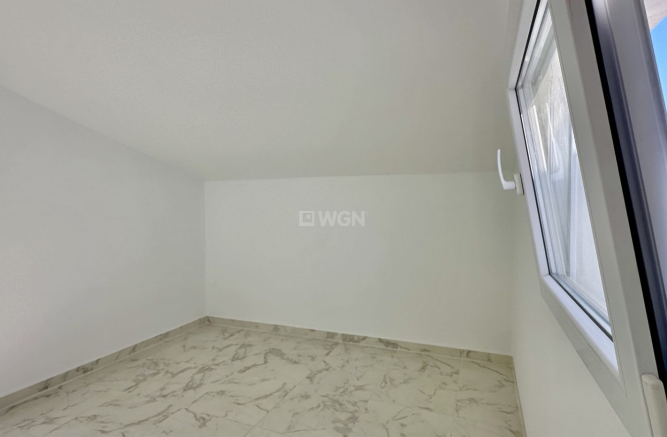 Odsprzedaż - Kamienica - Torrevieja - Costa Blanca