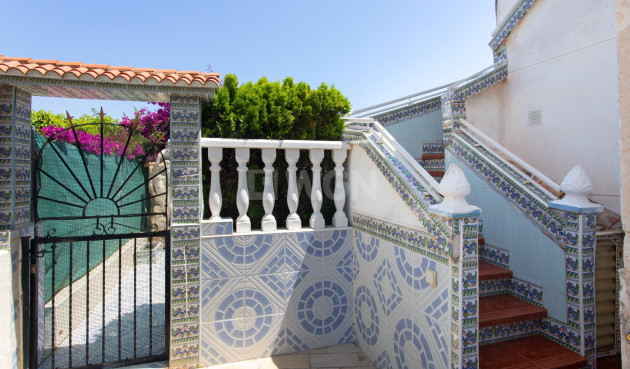 Odsprzedaż - Bungalow - Orihuela Costa - Punta Prima