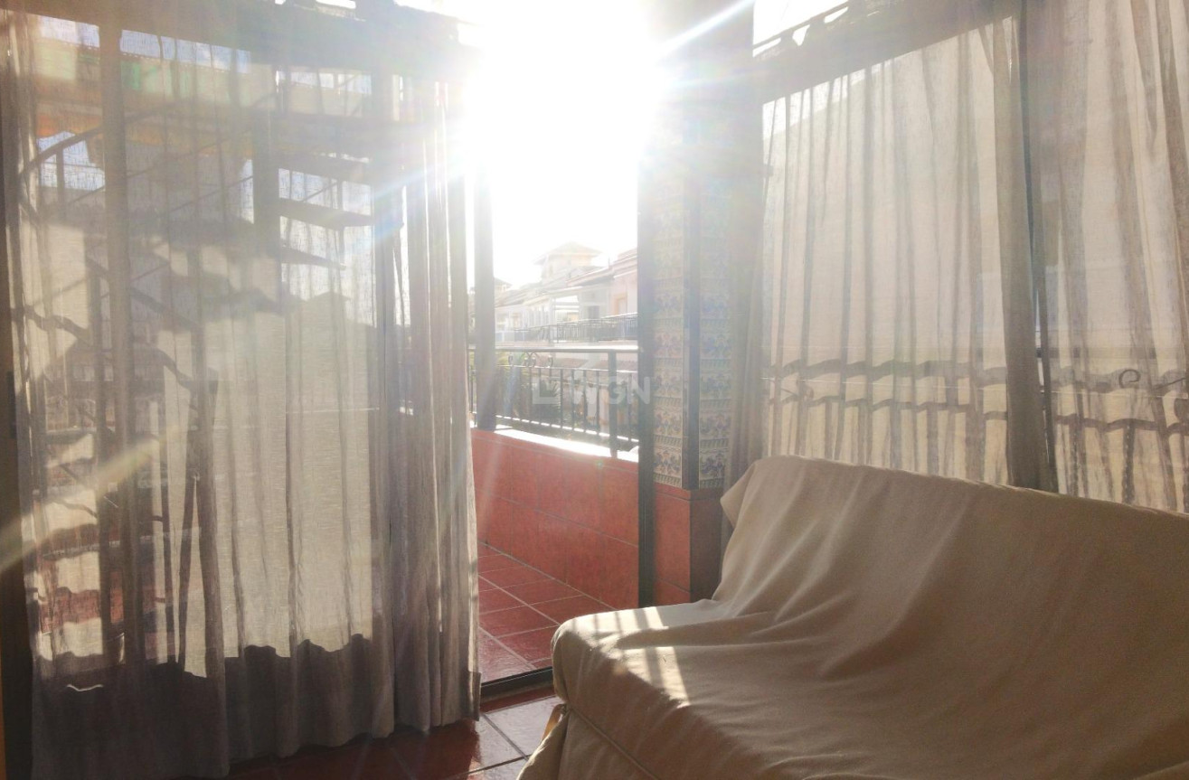 Odsprzedaż - Bungalow - Orihuela Costa - Punta Prima