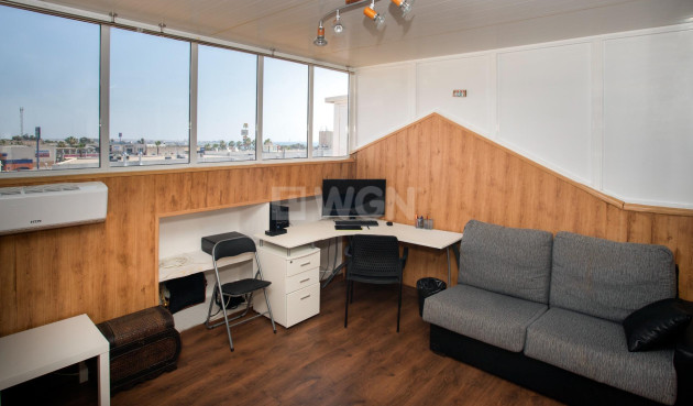 Odsprzedaż - Bungalow - Orihuela Costa - Punta Prima