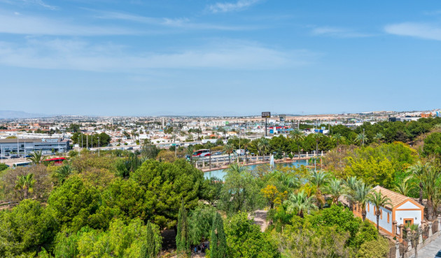 Odsprzedaż - Mieszkanie w bloku - Torrevieja - Costa Blanca