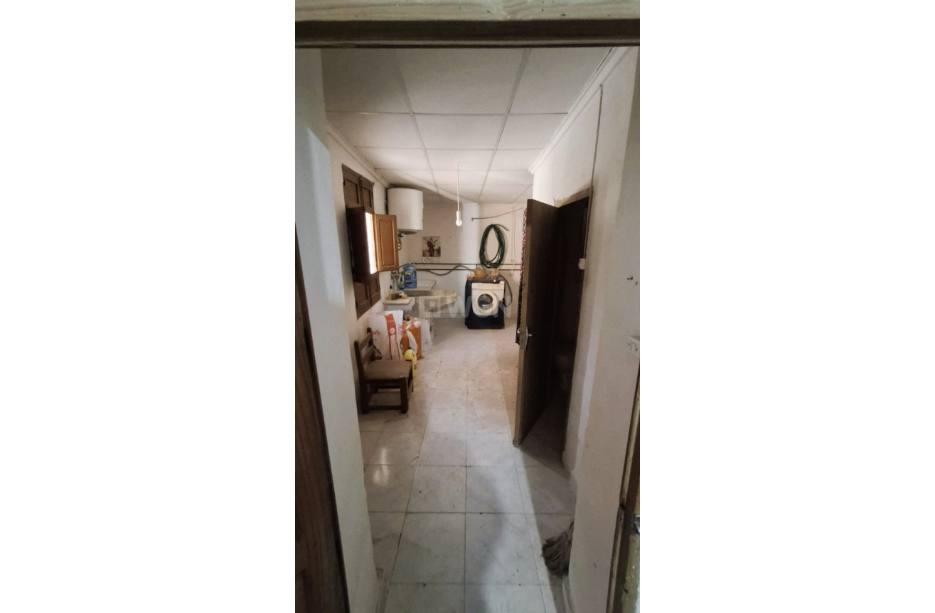 Odsprzedaż - Kamienica - Mahoya - Inland