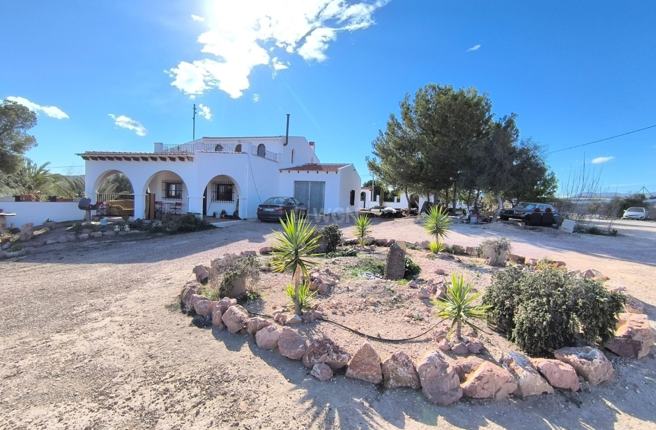 Odsprzedaż - Villa - Novelda - Inland