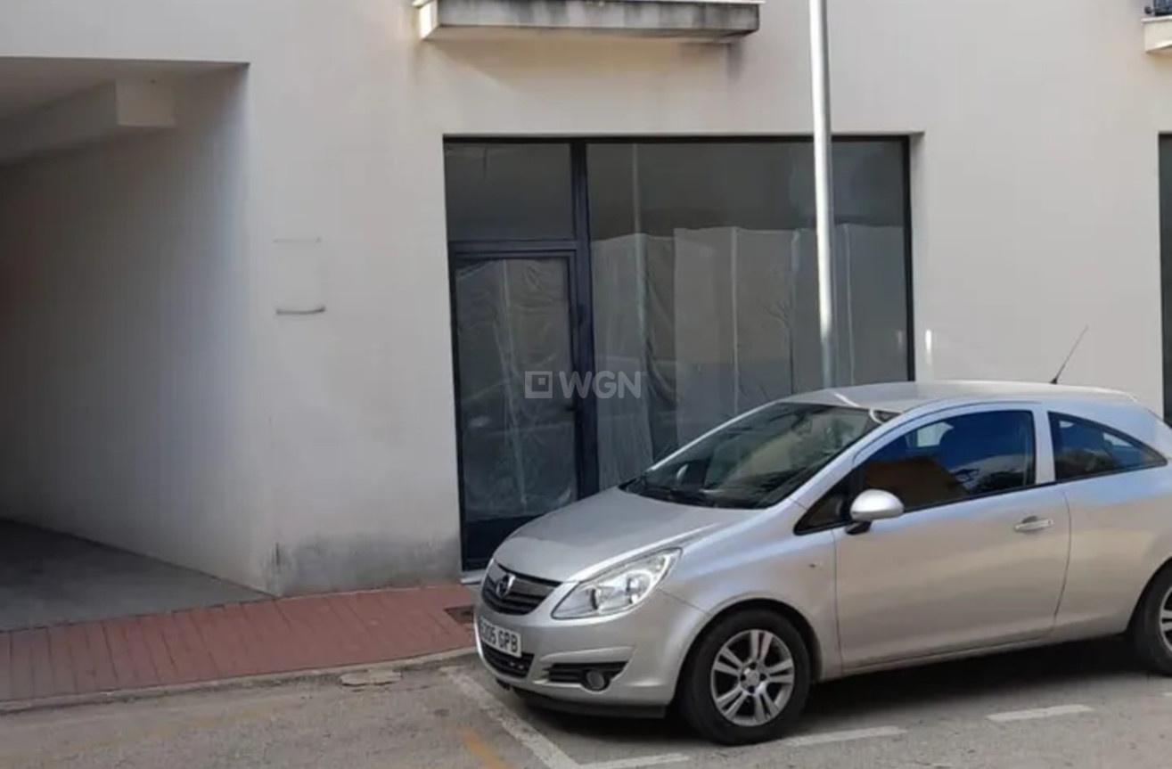 Odsprzedaż - Reklama w telewizji - Jalón - Inland