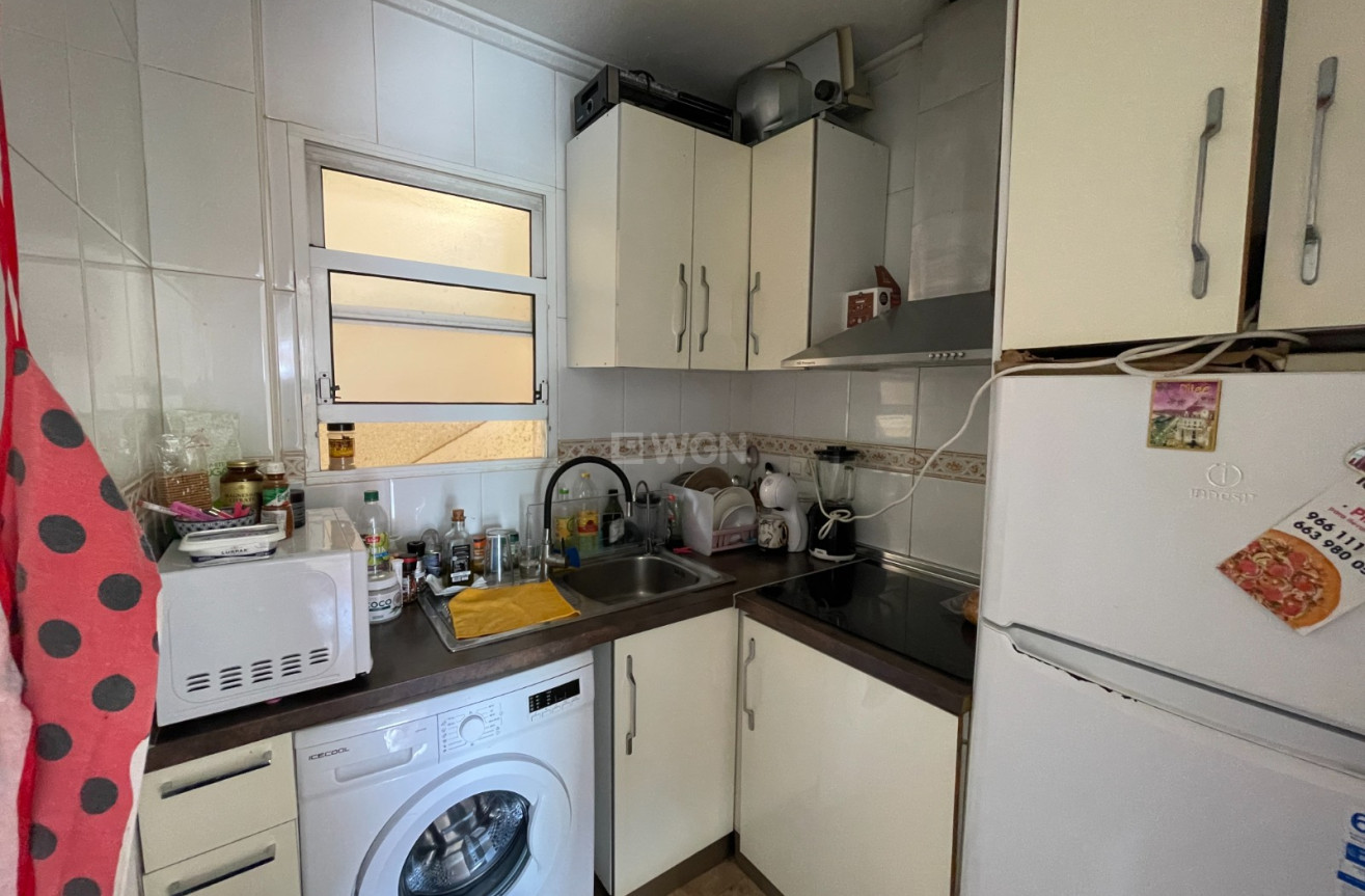 Odsprzedaż - Mieszkanie w bloku - Torrevieja - Costa Blanca