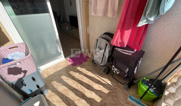 Odsprzedaż - Mieszkanie w bloku - Torrevieja - Costa Blanca