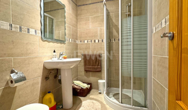 Odsprzedaż - Villa - Torrevieja - Los Balcones