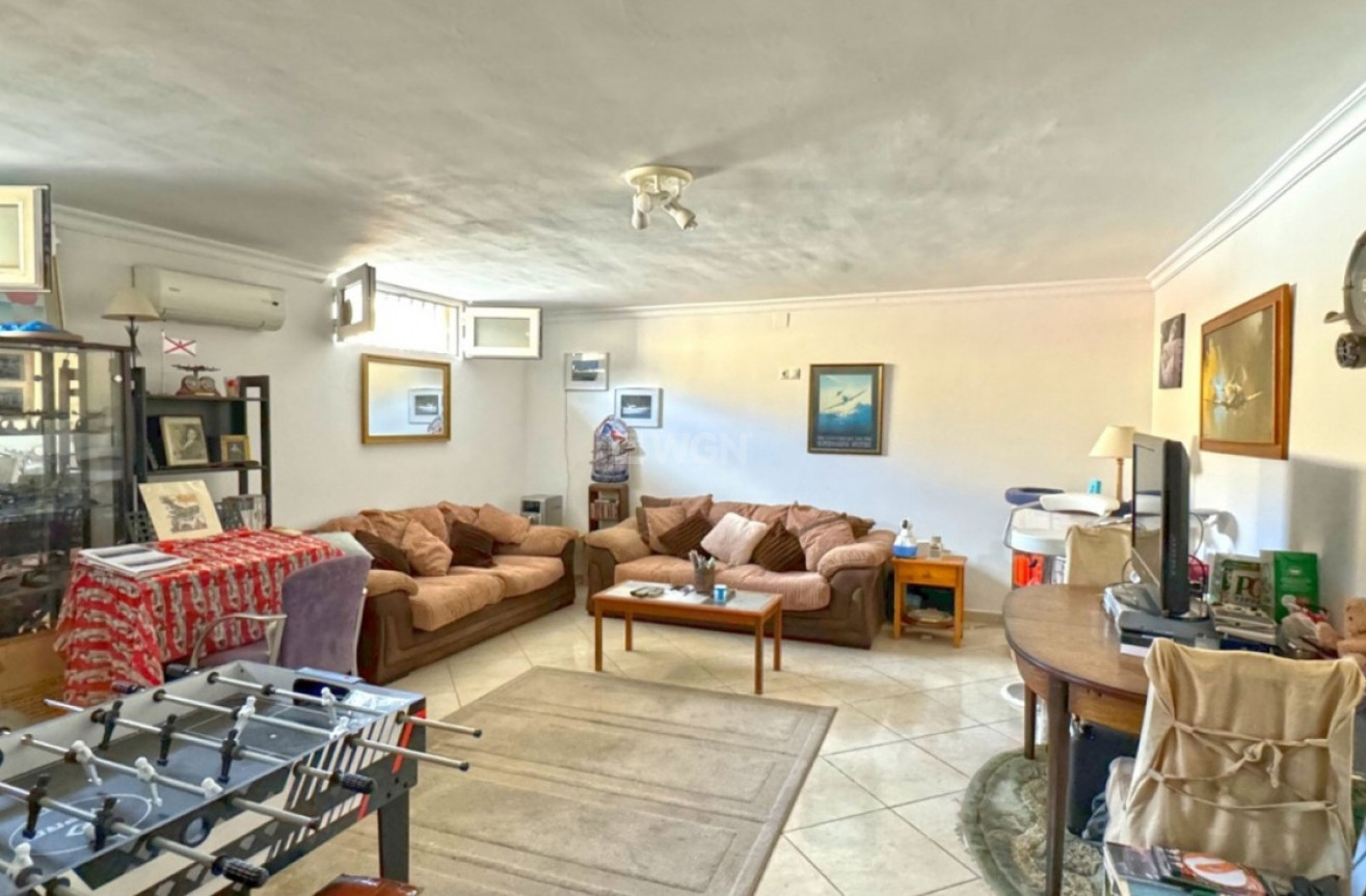 Odsprzedaż - Villa - Torrevieja - Los Balcones