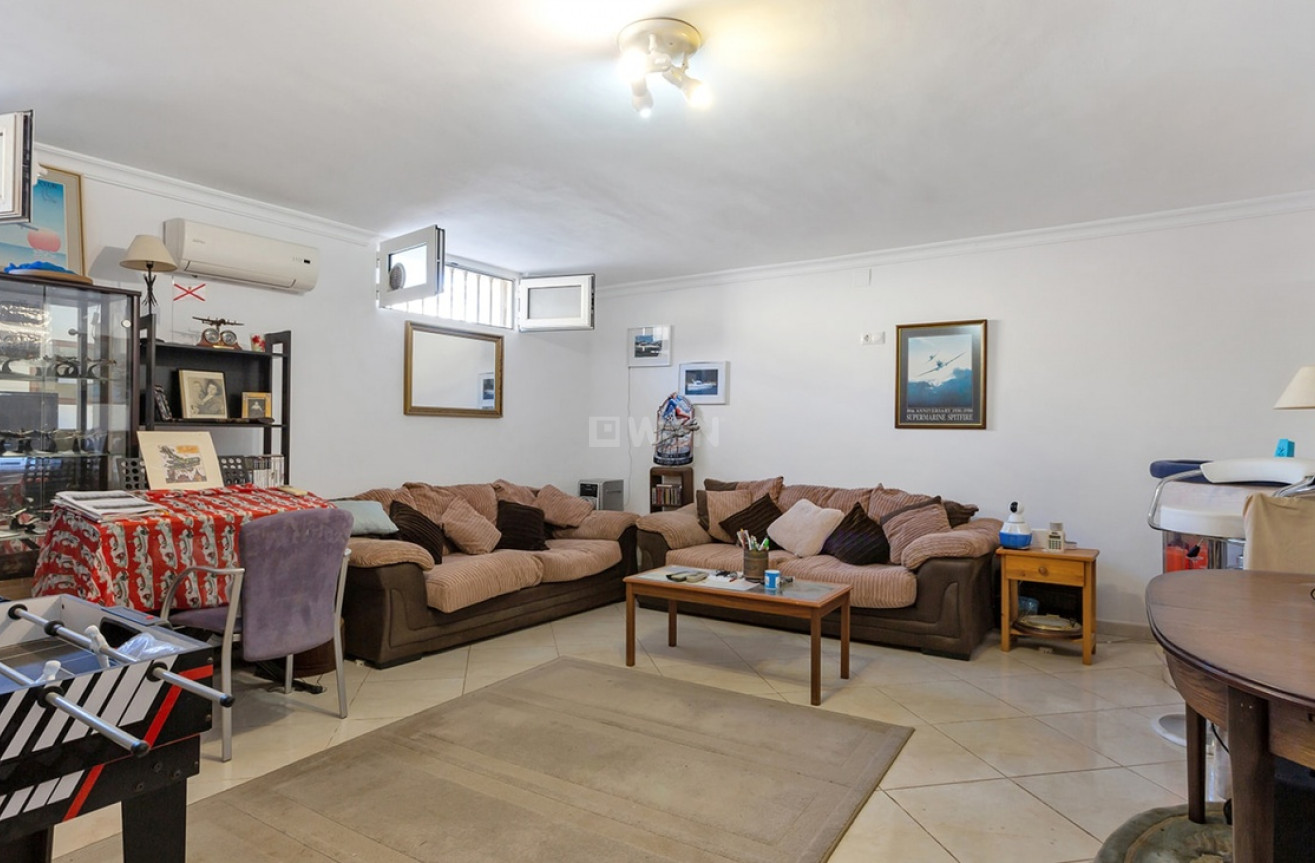 Odsprzedaż - Villa - Torrevieja - Los Balcones