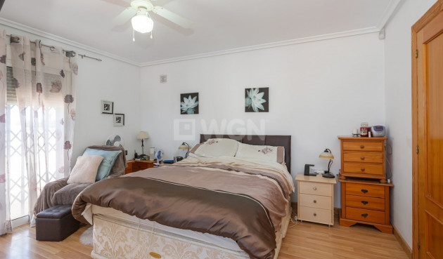 Odsprzedaż - Villa - Torrevieja - Los Balcones