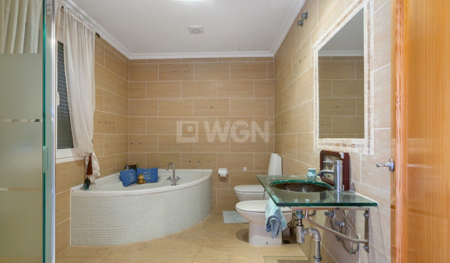 Odsprzedaż - Villa - Torrevieja - Los Balcones