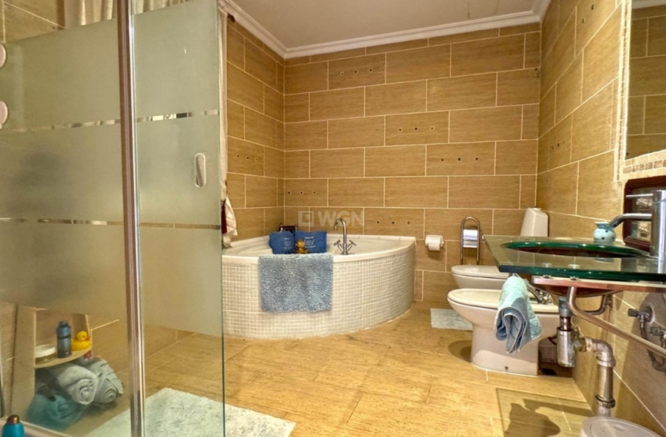 Odsprzedaż - Villa - Torrevieja - Los Balcones