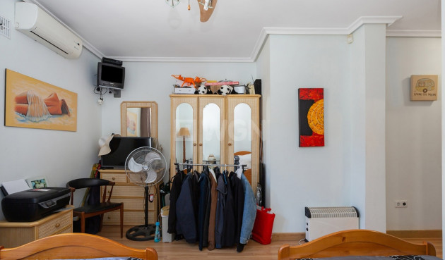 Odsprzedaż - Villa - Torrevieja - Los Balcones