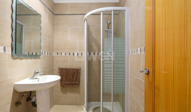 Odsprzedaż - Villa - Torrevieja - Los Balcones