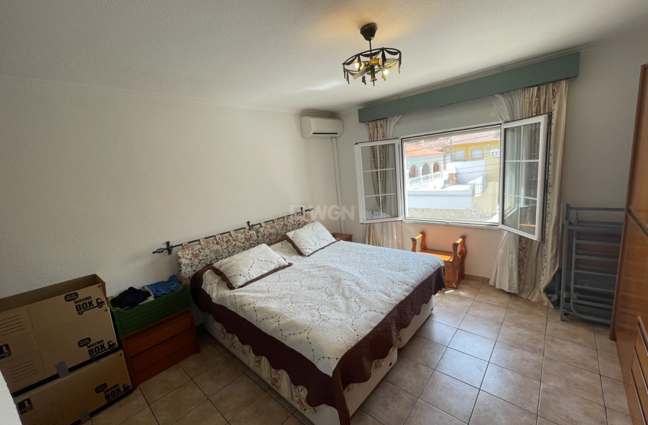 Odsprzedaż - Villa - Benijofar - Costa Blanca