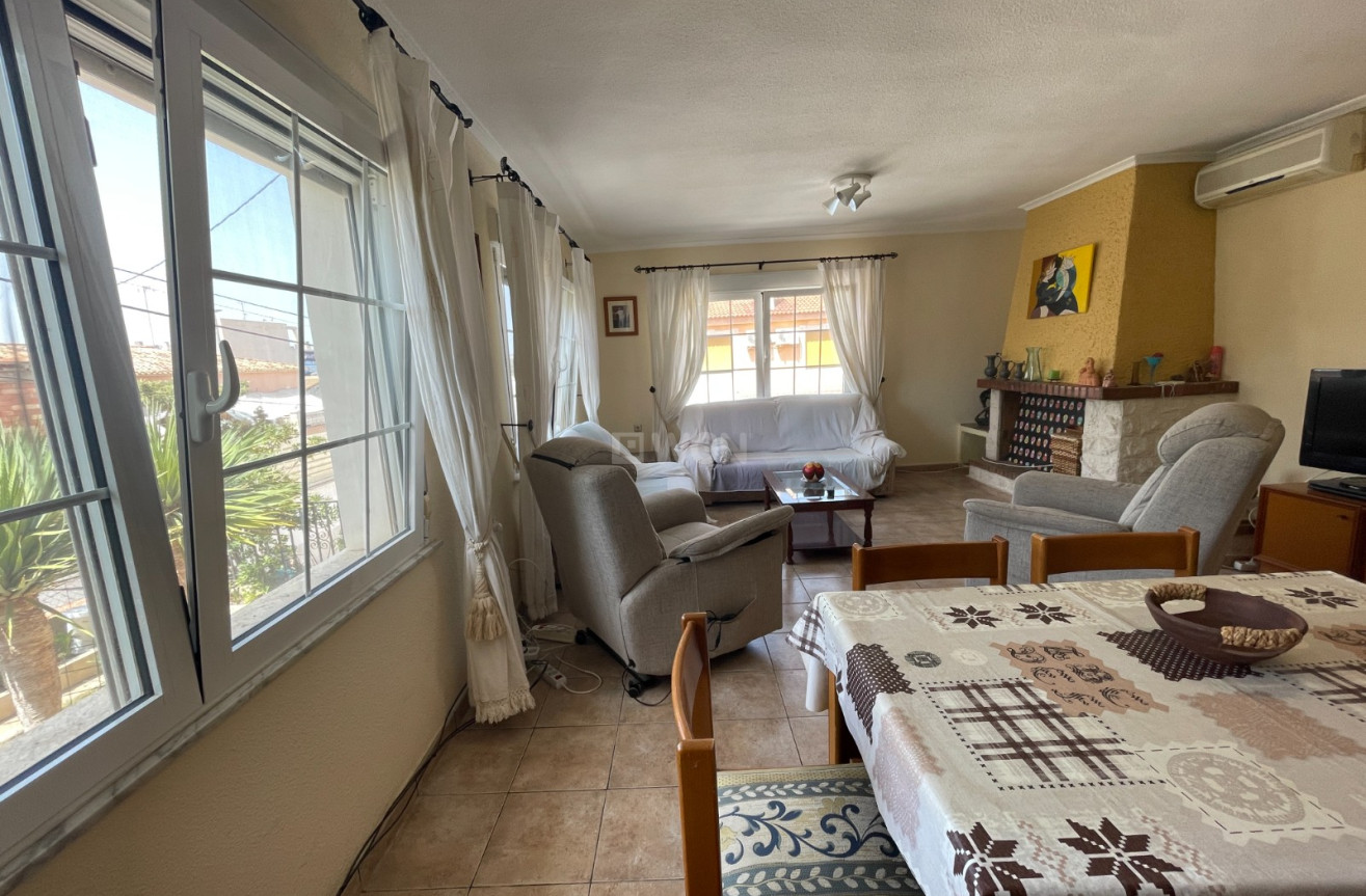 Odsprzedaż - Villa - Benijofar - Costa Blanca