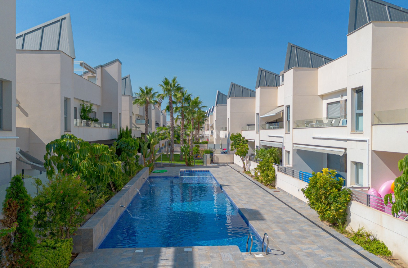 Odsprzedaż - Mieszkanie w bloku - Torrevieja - Costa Blanca