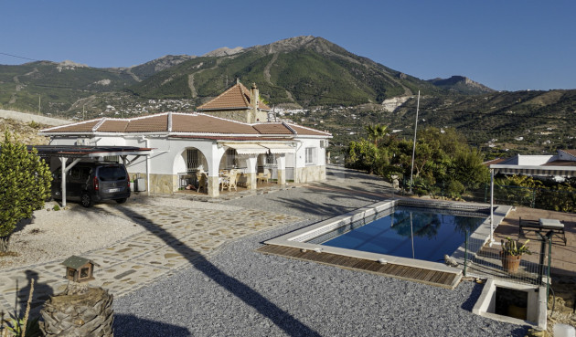 Odsprzedaż - Villa - Alcaucín - Inland