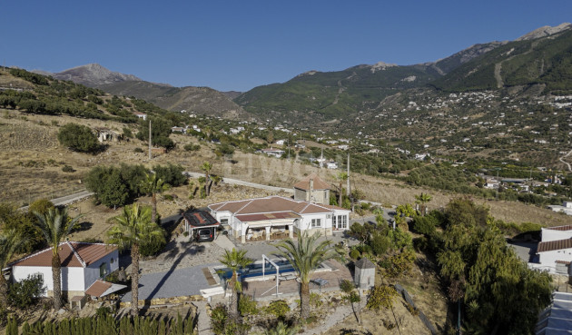 Odsprzedaż - Villa - Alcaucín - Inland