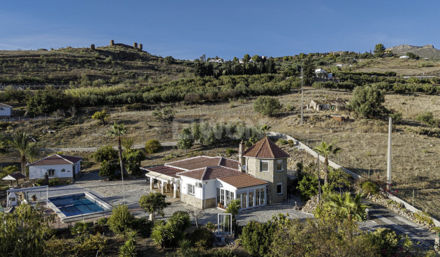 Odsprzedaż - Villa - Alcaucín - Inland