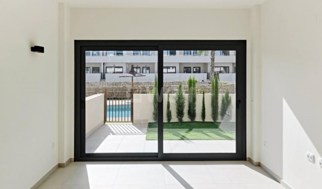 Odsprzedaż - Mieszkanie w bloku - Torrevieja - Costa Blanca