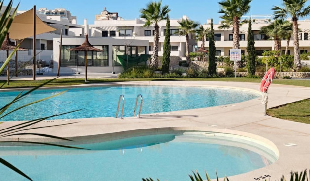 Odsprzedaż - Mieszkanie w bloku - Torrevieja - Costa Blanca