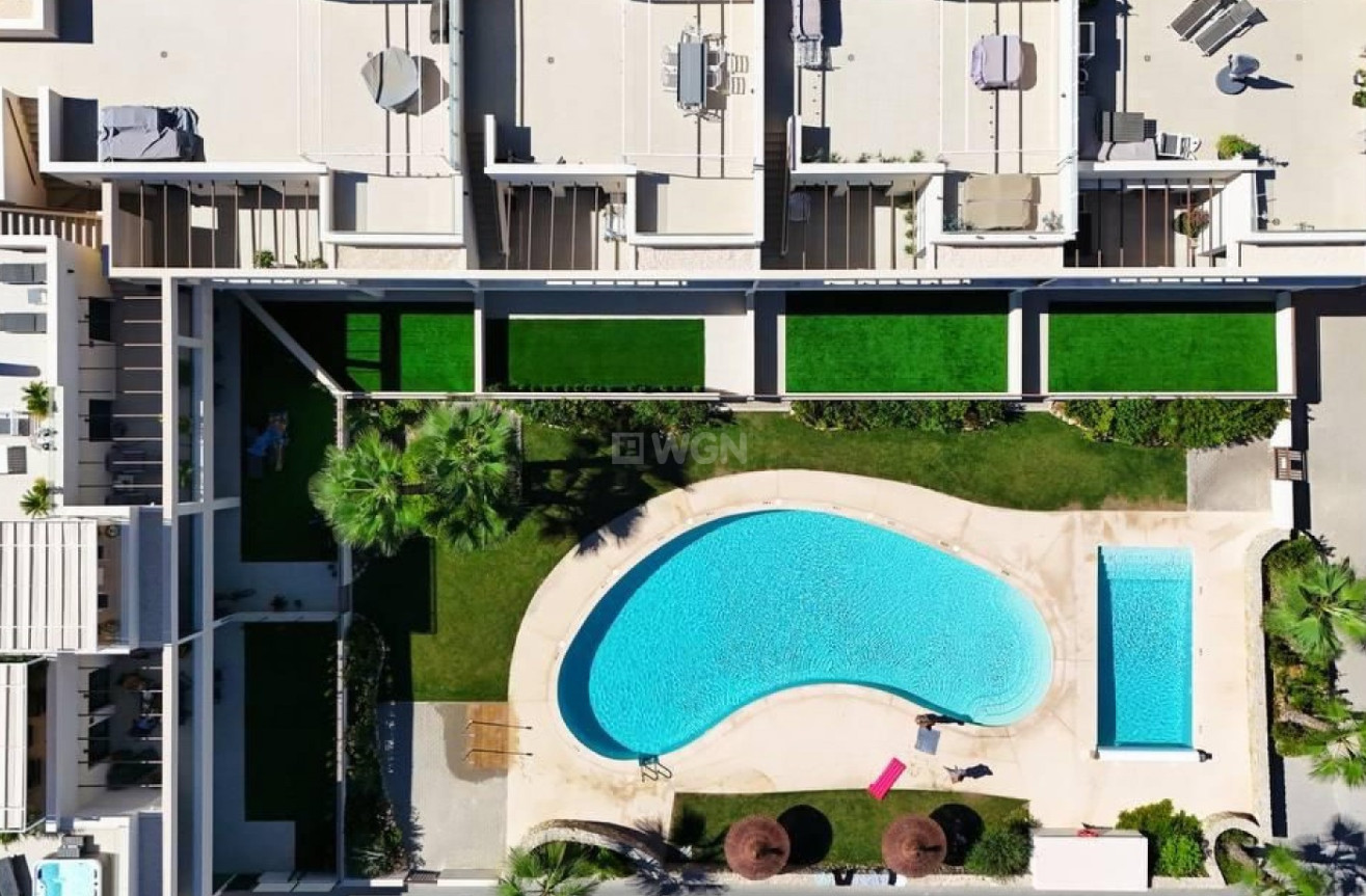 Odsprzedaż - Mieszkanie w bloku - Torrevieja - Costa Blanca