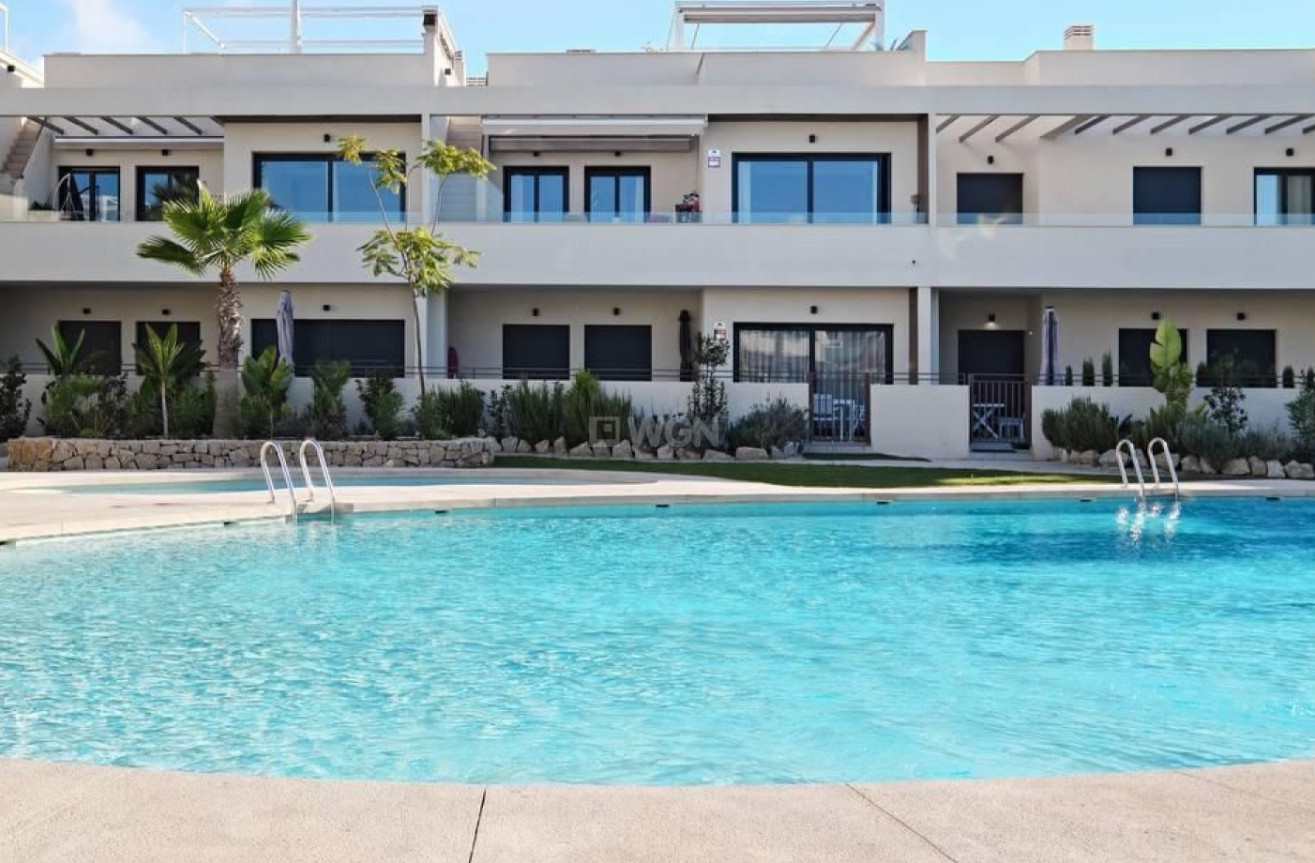 Odsprzedaż - Mieszkanie w bloku - Torrevieja - Costa Blanca