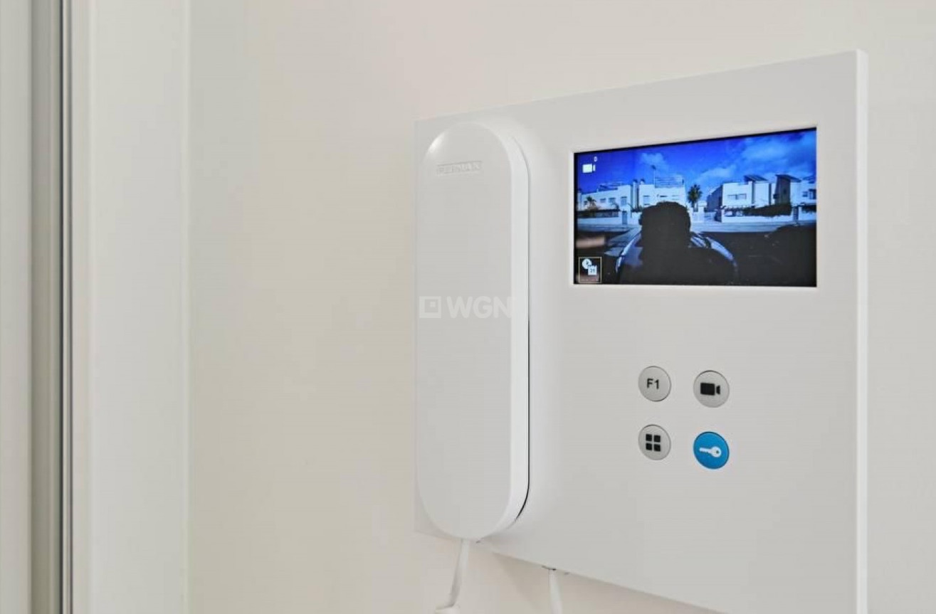 Odsprzedaż - Mieszkanie w bloku - Torrevieja - Costa Blanca