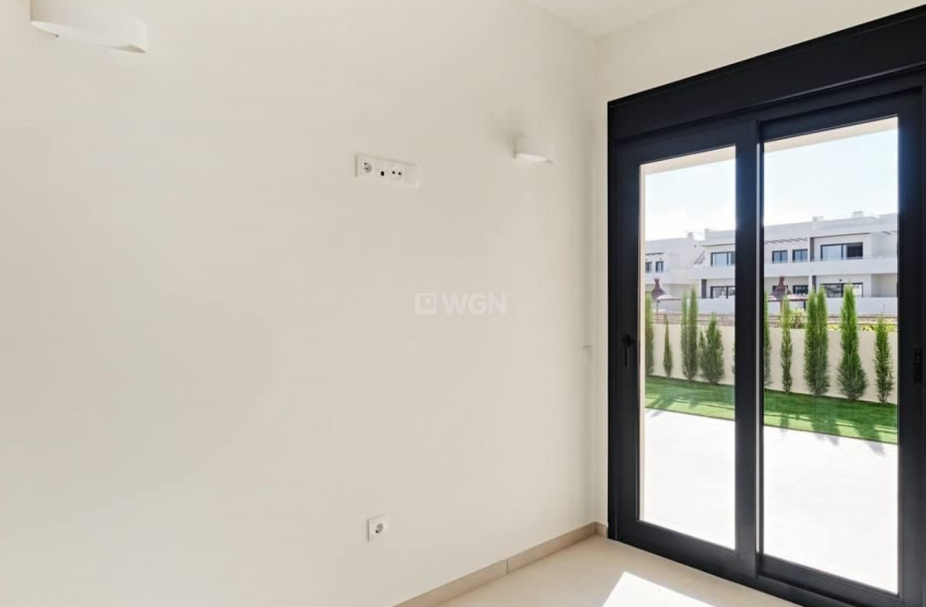 Odsprzedaż - Mieszkanie w bloku - Torrevieja - Costa Blanca