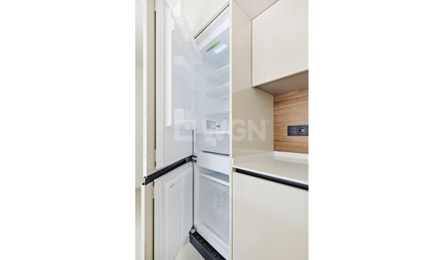 Odsprzedaż - Mieszkanie w bloku - Torrevieja - Costa Blanca