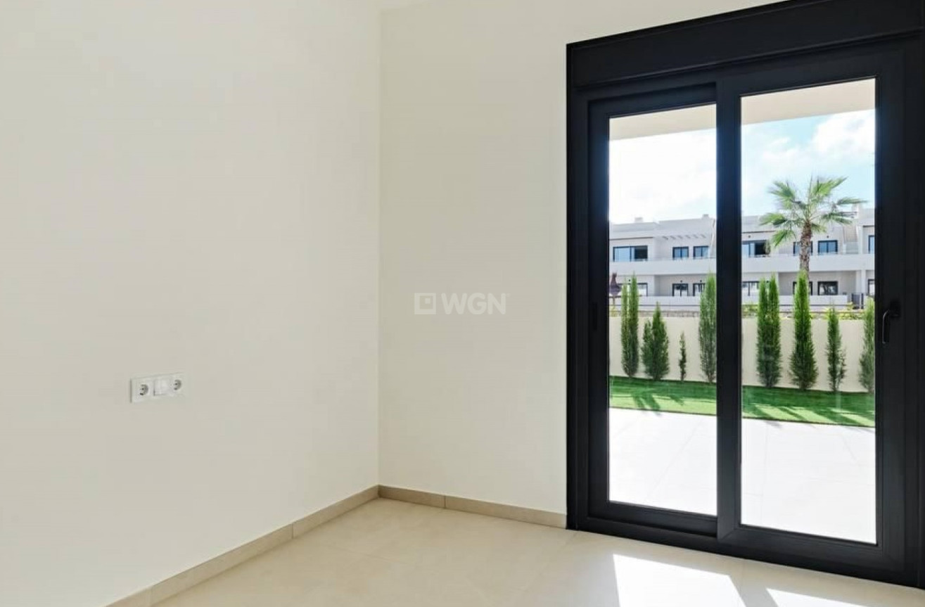 Odsprzedaż - Mieszkanie w bloku - Torrevieja - Costa Blanca