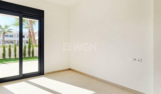 Odsprzedaż - Mieszkanie w bloku - Torrevieja - Costa Blanca