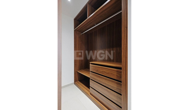 Odsprzedaż - Mieszkanie w bloku - Torrevieja - Costa Blanca