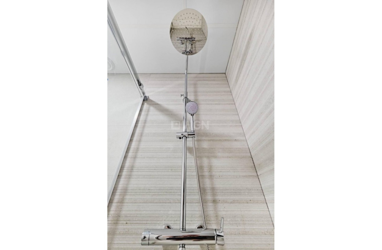 Odsprzedaż - Mieszkanie w bloku - Torrevieja - Costa Blanca