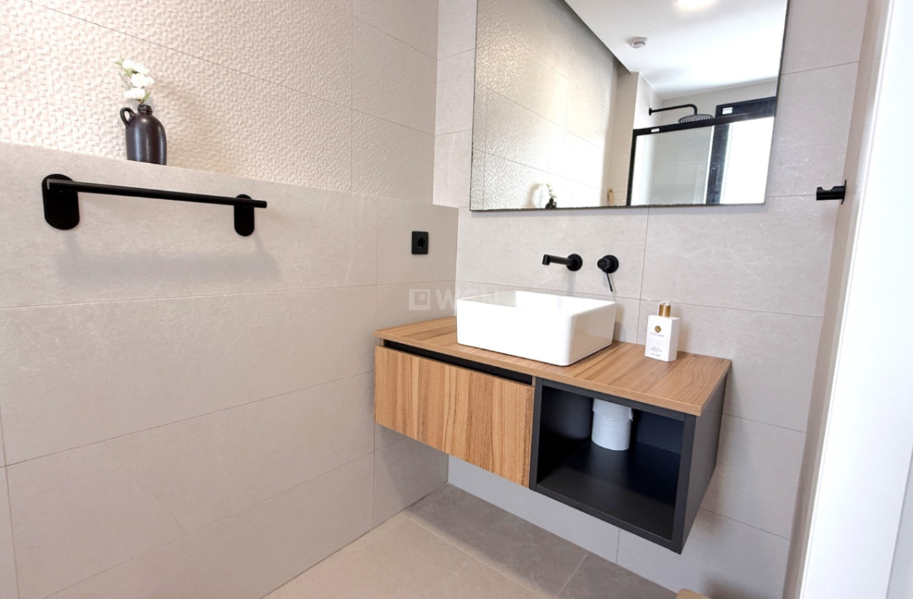 Odsprzedaż - Mieszkanie w bloku - Pilar de la Horadada - Costa Blanca