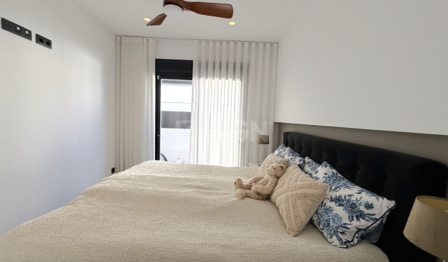 Odsprzedaż - Mieszkanie w bloku - Pilar de la Horadada - Costa Blanca