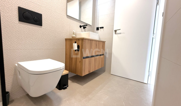 Odsprzedaż - Mieszkanie w bloku - Pilar de la Horadada - Costa Blanca