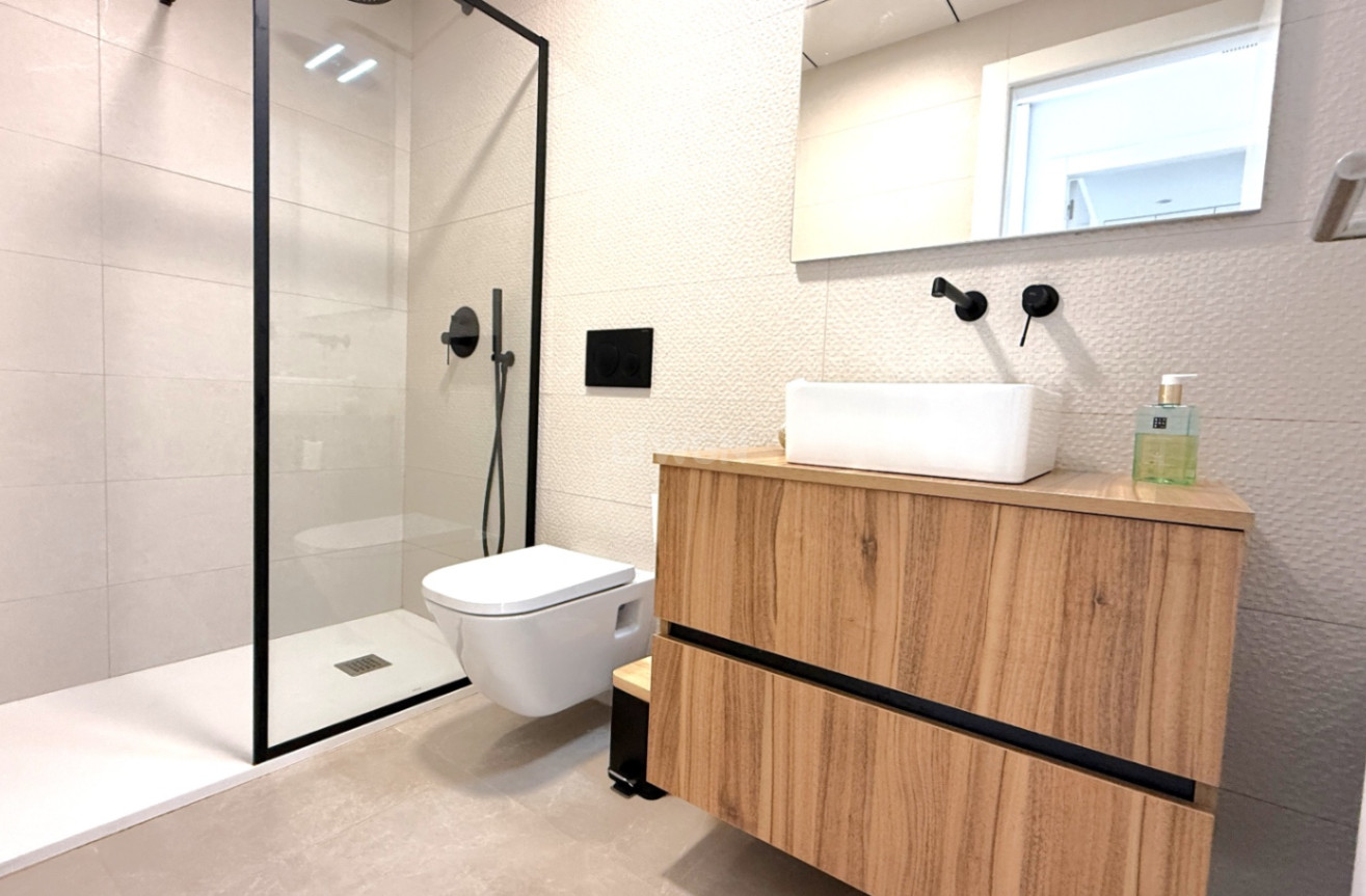 Odsprzedaż - Mieszkanie w bloku - Pilar de la Horadada - Costa Blanca