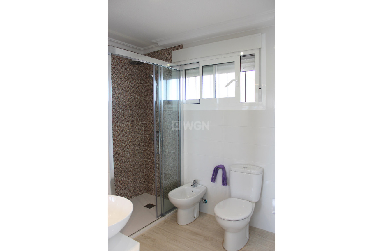 Odsprzedaż - Mieszkanie w bloku - Mil Palmeras - Costa Blanca