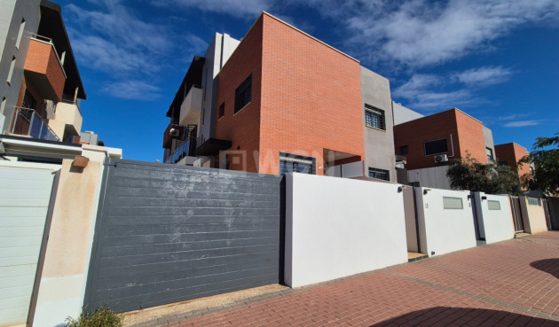 Odsprzedaż - Dupleks - Torrevieja - Costa Blanca