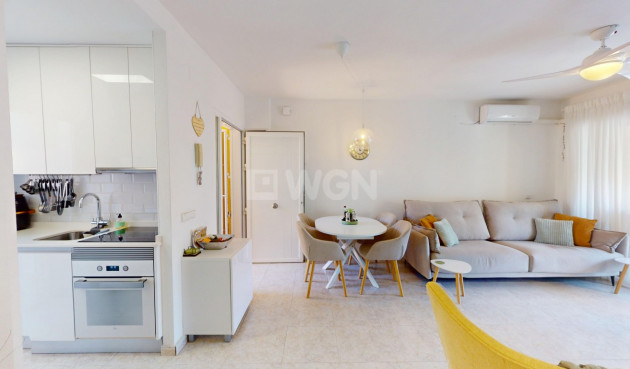 Odsprzedaż - Mieszkanie w bloku - Los Narejos - Costa Calida